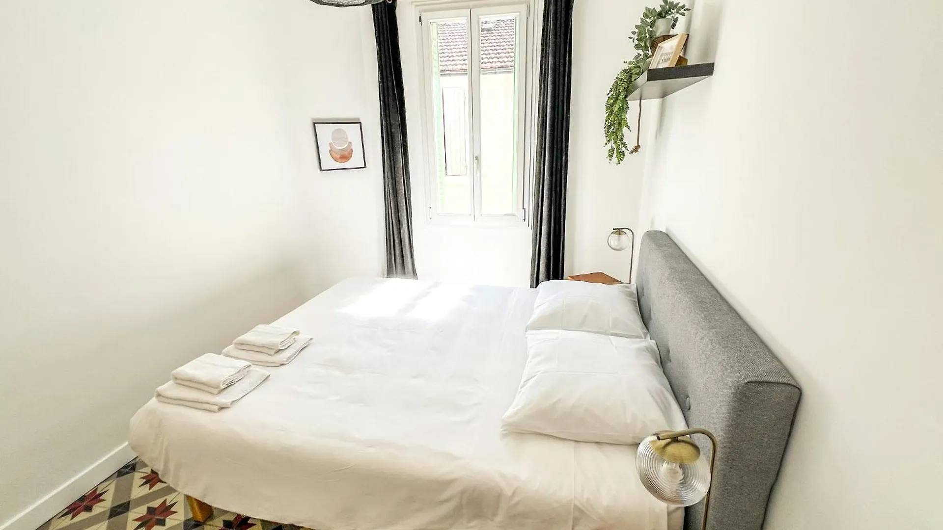 Holiday home Ac - Private Parking - Close To The Ramparts Avignon France